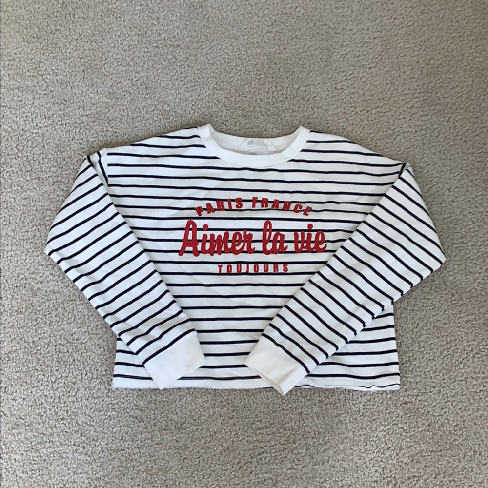 Sweatshirt